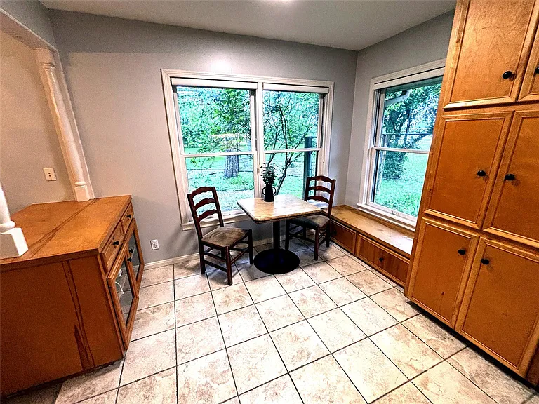 737 Oakdale Dr — Photo 5