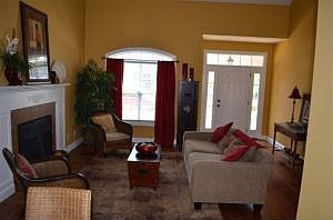 5th image of 107 Hillside Dr