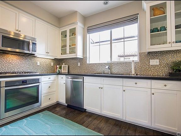 2nd image of 25 Playa Cir