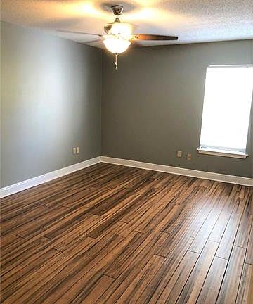 5th image of 635 Cedarwood Dr
