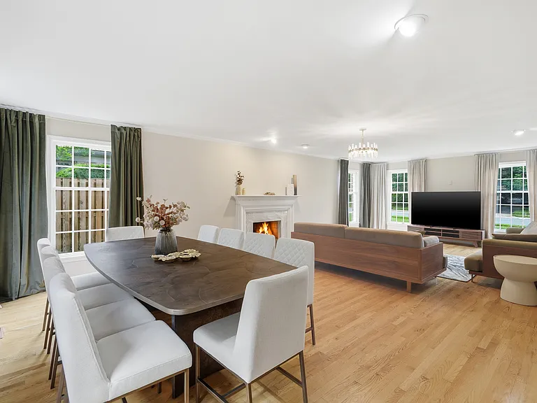 6306 Dunaway Ct — Photo 11