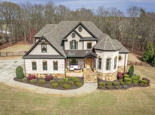 365 Stone Creek Dr, Hull, GA 30646
