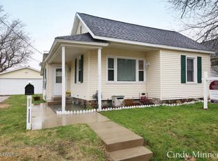 233 Elmwood St NE, Grand Rapids, MI 49505