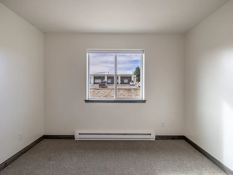 3384 Crosswind Ct — Photo 28