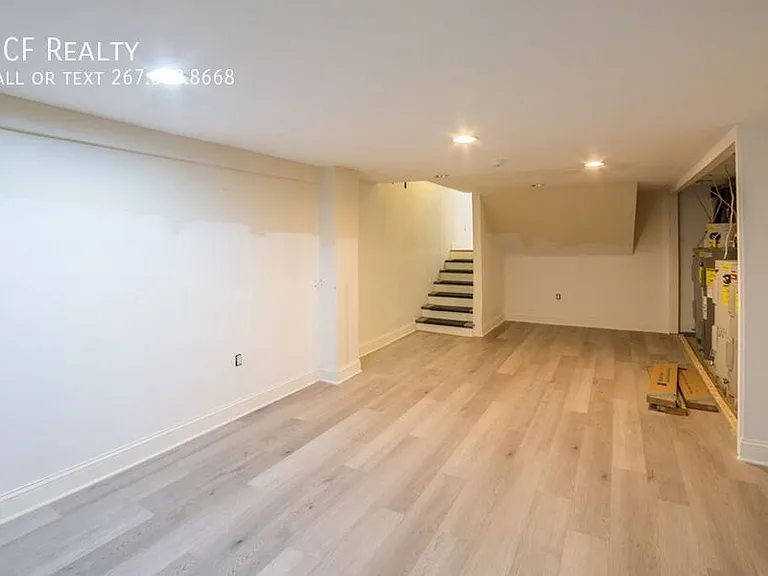 2504 S Broad St #COMMERCIAL — Photo 3
