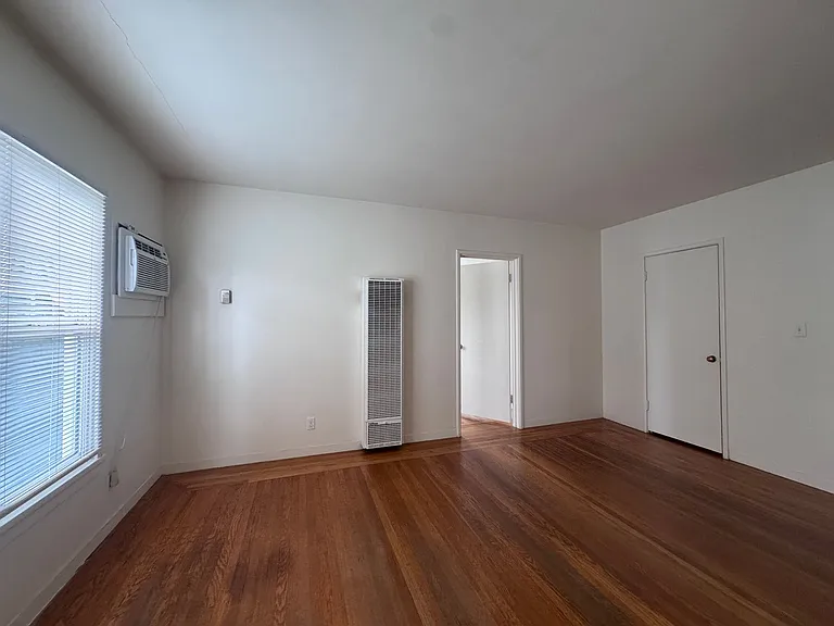 2231 11th Avenue — Photo 7