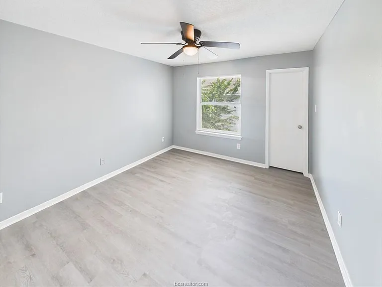 1104 Verde Dr #A — Photo 7