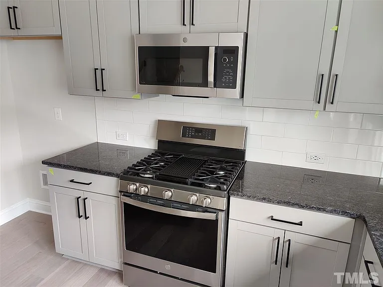 829 Amley Pl — Photo 5