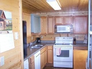 2nd image of 12916 Sd Highway 34