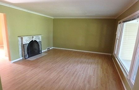 3rd image of 127 Forestdale Park