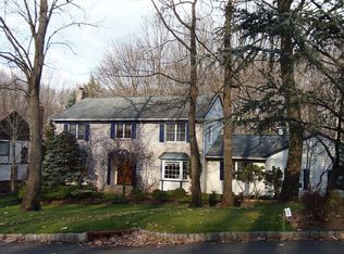 130 Tree Top Dr, Springfield, NJ 07081