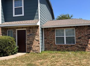 623 Wolftrap Dr, Denton, TX 76209