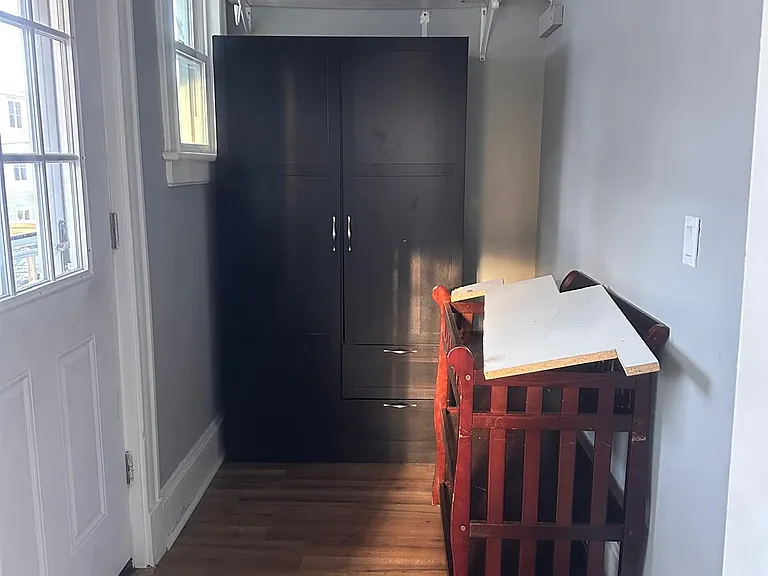 20 Myrtle Ave — Photo 8