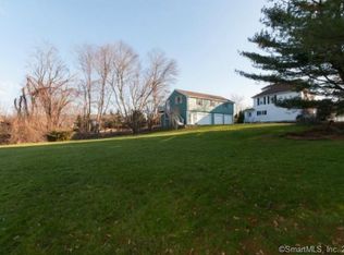 4 Gonczy Rd, Westport, CT 06880