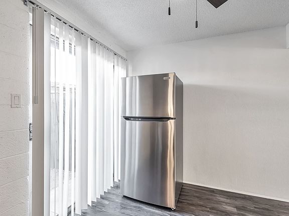 3rd image of 2960 E 5th St #788