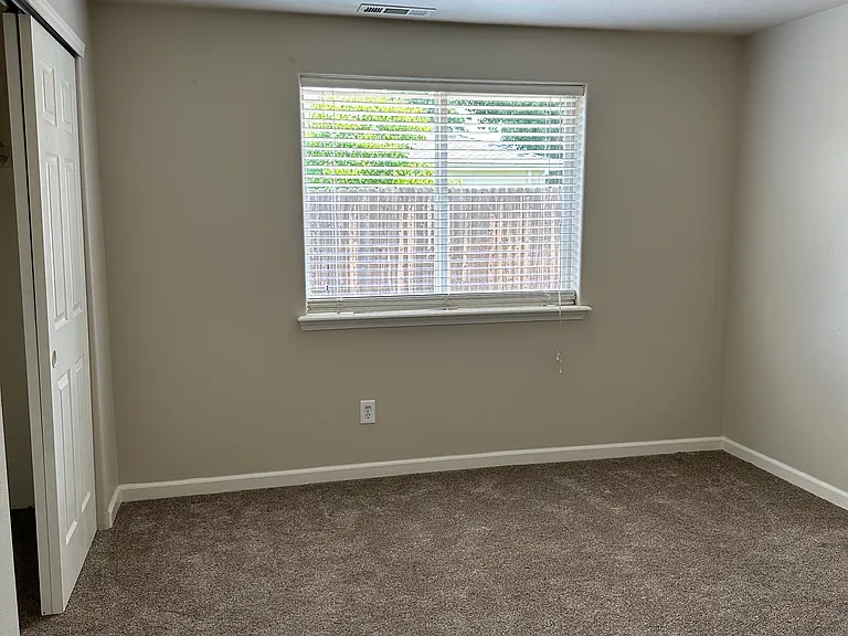 2462 Saint James Way — Photo 17
