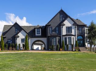 2011 Dorchester Dr, Lebanon, TN 37090