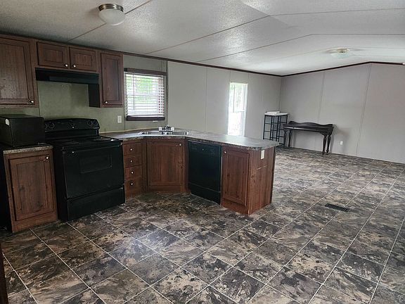 4th image of 8619 Aster Rd