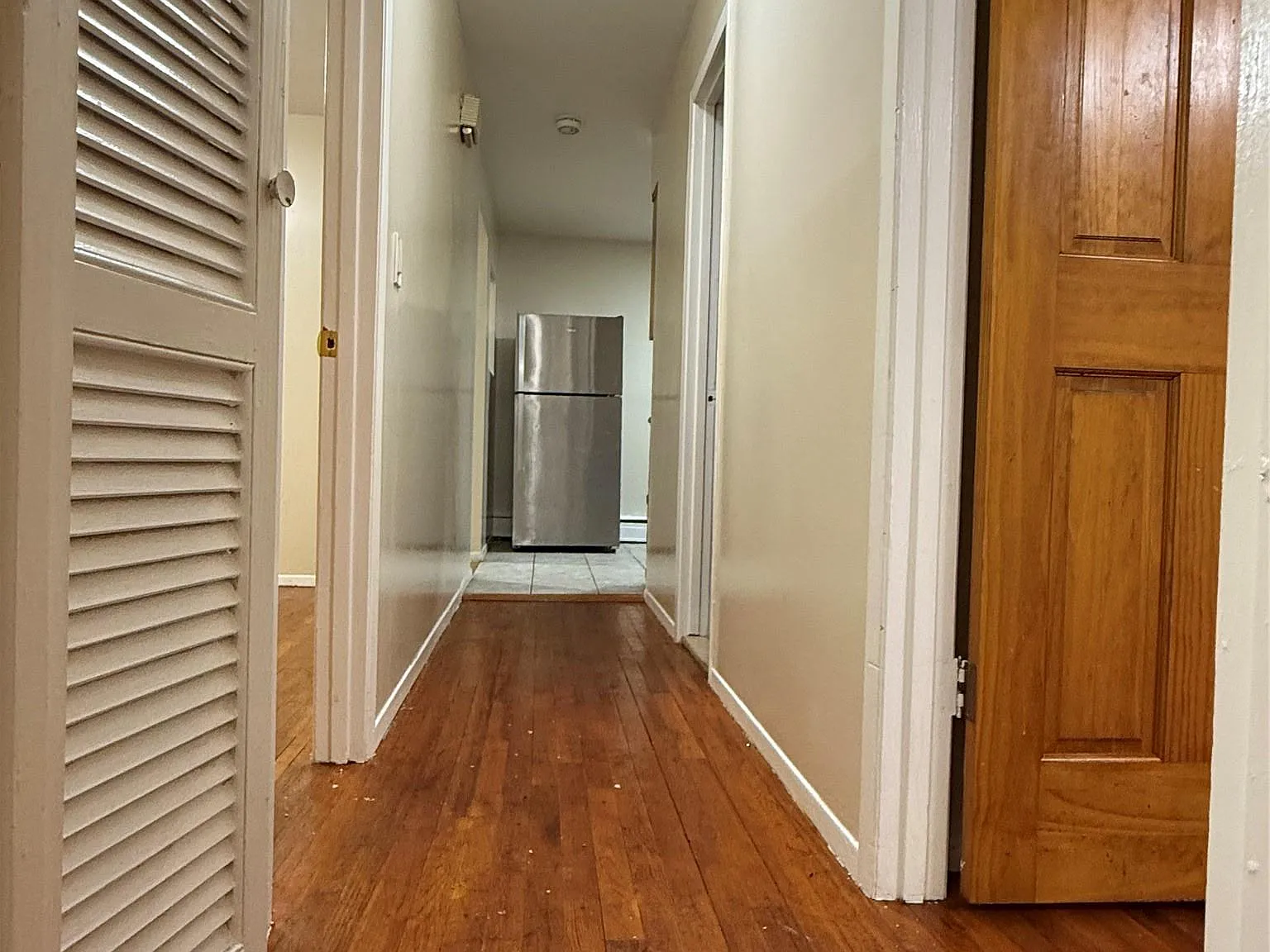 3 bed, 1.5 bath, 1100 sqft, $3,200 — Photo 4