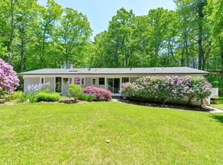 13 Nebo St, Medfield, MA 02052