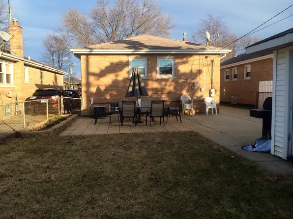 10330 S Saint Louis Ave, Chicago, IL 60655