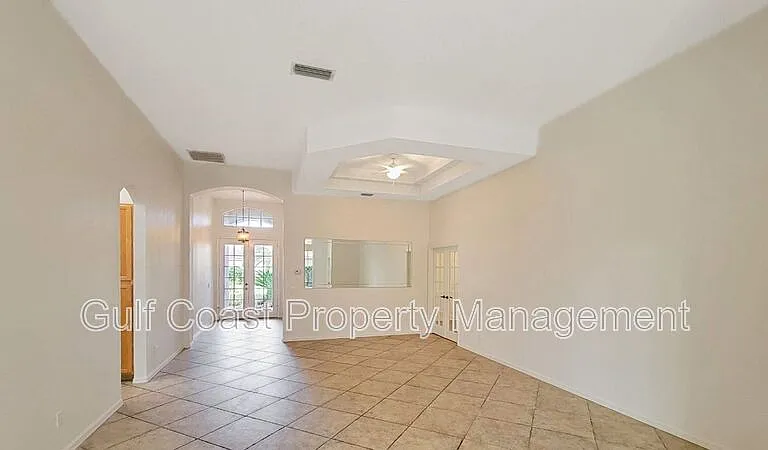 6836 Bay Hill Dr — Photo 9