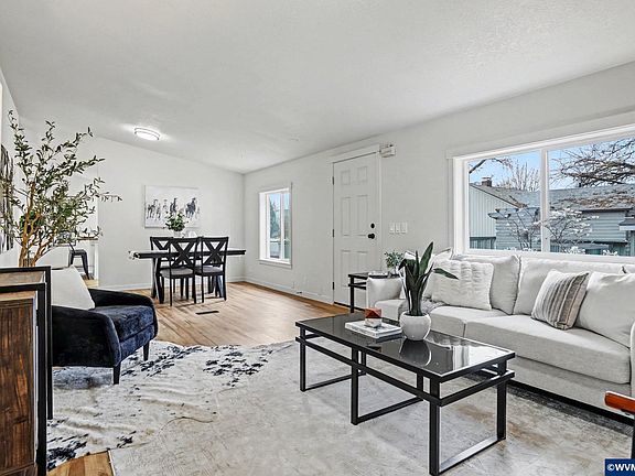 2nd image of 3735 Knox Butte Rd E