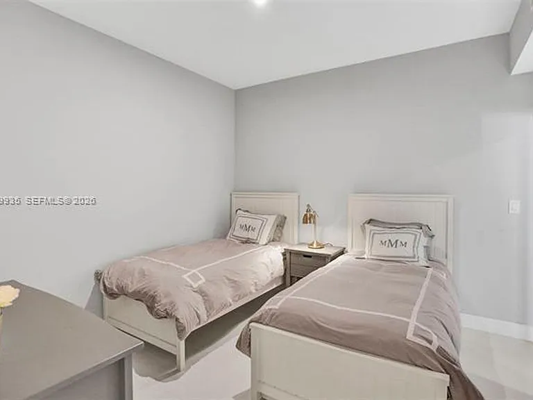 400 Sunny Isles Blvd #2021 — Photo 16