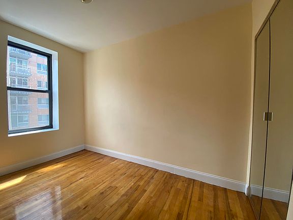 5th image of 1642 Lexington Ave #10A