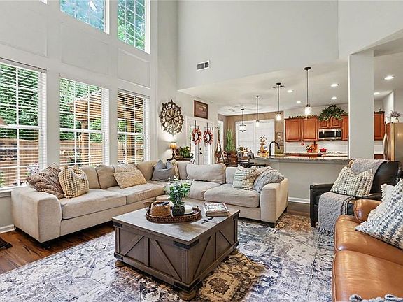 4th image of 4067 Kingsley Park Ct
