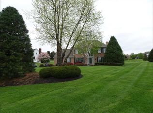 5507 Hoffman Dr N, Schnecksville, PA 18078