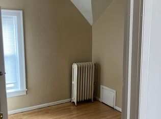 2100 W Lincoln Ave APT 3, Milwaukee, WI 53215