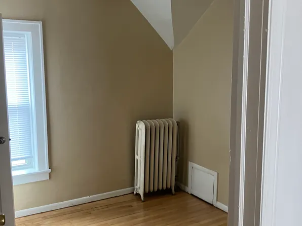 2100 W Lincoln Ave APT 3, Milwaukee, WI 53215