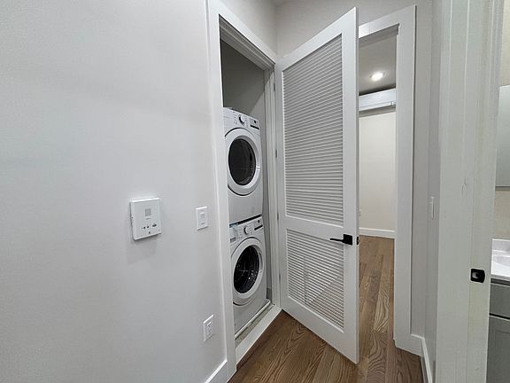 4th image of 40 Lembeck Ave #405