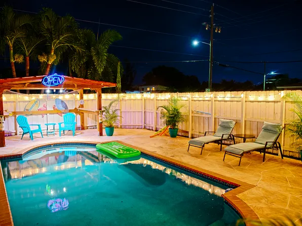 4315 Lake Ave, West Palm Beach, FL 33405