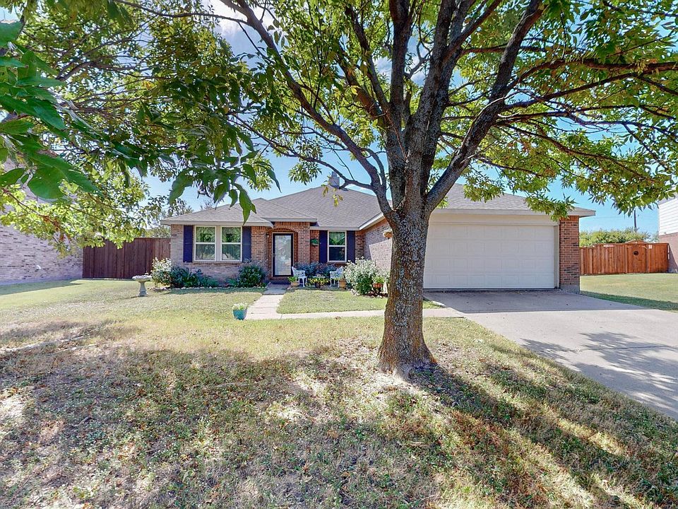 1st image of 609 Cottondale Ln