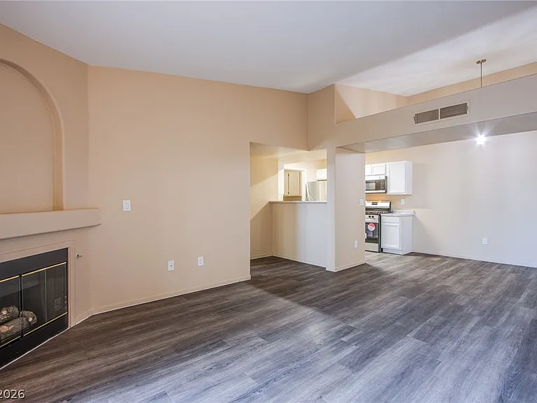 7885 W Flamingo Rd #2127 — Photo 4
