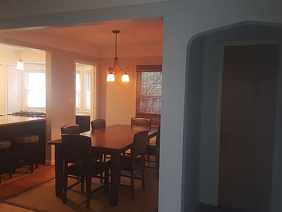 3rd image of 2281 Pinecrest Dr