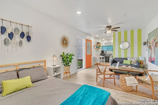 1407 Leal St #3