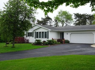N4235 Pandow Dr, Brodhead, WI 53520