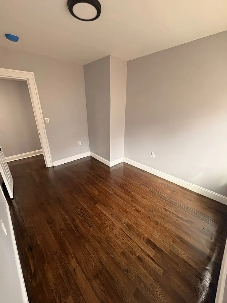 424 Ferry St — Photo 4