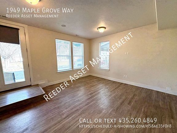 3rd image of 1949 Maple Grove Way