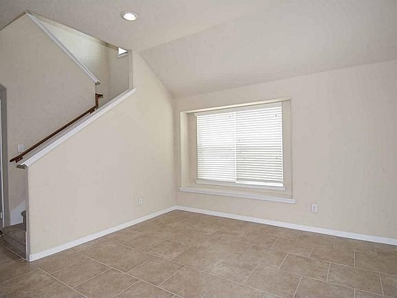 5th image of 9965 Lazy Cove Ln