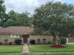 1500 Bellaire Blvd, Alvin, TX 77511