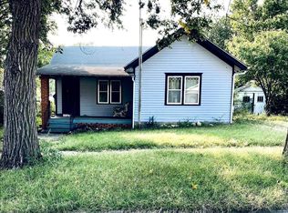 804 N Grand Ave, Ellsworth, KS 67439