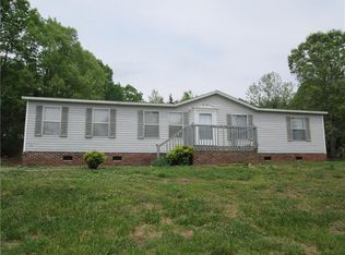 2408 Stones Throw Ct, Lenoir, NC 28645
