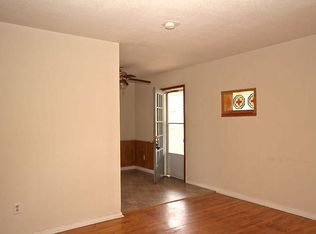 1304 Oak Dr, Pendleton, SC 29670