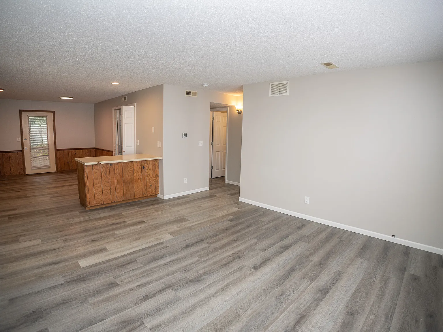 3816 Candlelight Drive — Photo 3