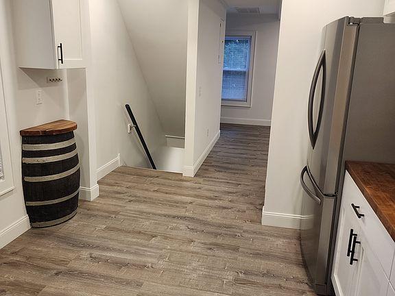 4th image of 9 Prospect St