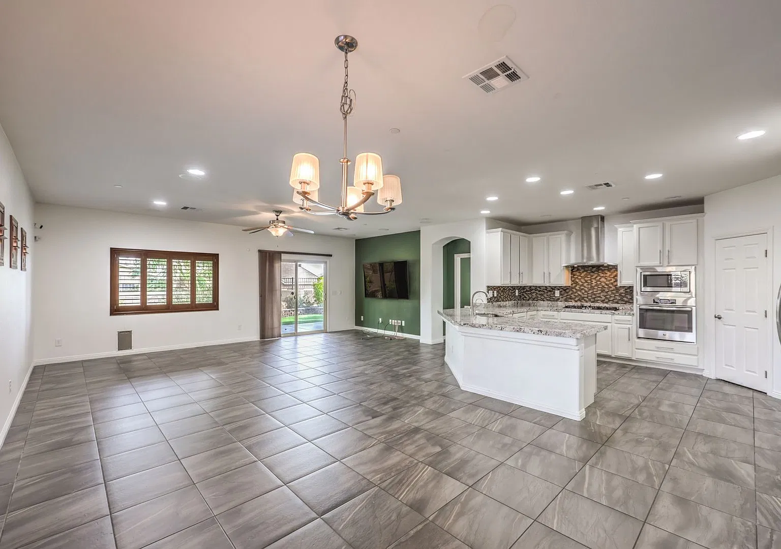 Beautiful Henderson Home For Rent. — Photo 4